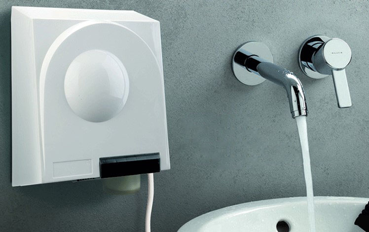 F-821 High-Power Automatic Hand Dryer 1500W - Image 3